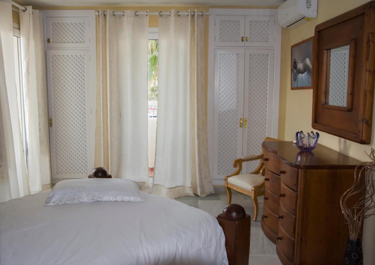 Magnificent Port-Beach 5* Luxury Residence Benalmádena Dış mekan fotoğraf
